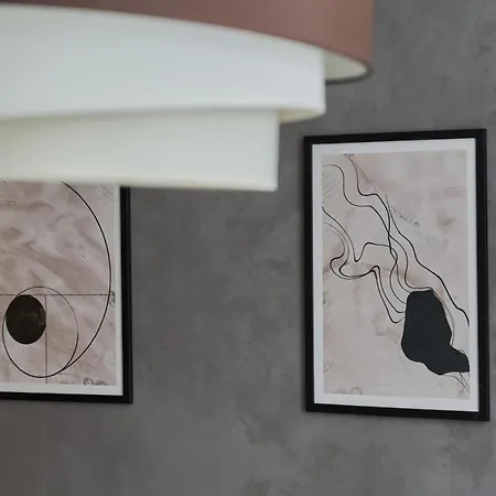 Modern With Balcony For 4 Guests In By Renters Apartmán Vratislav