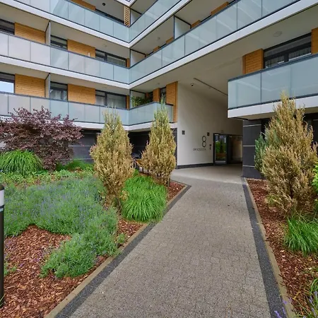 Apartman Modern With Balcony For 4 Guests In By Renters Wrocław